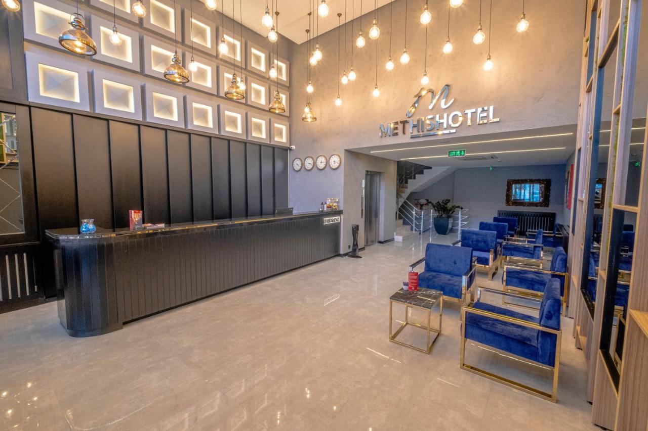Methishotel Karsiyaka  المظهر الخارجي الصورة