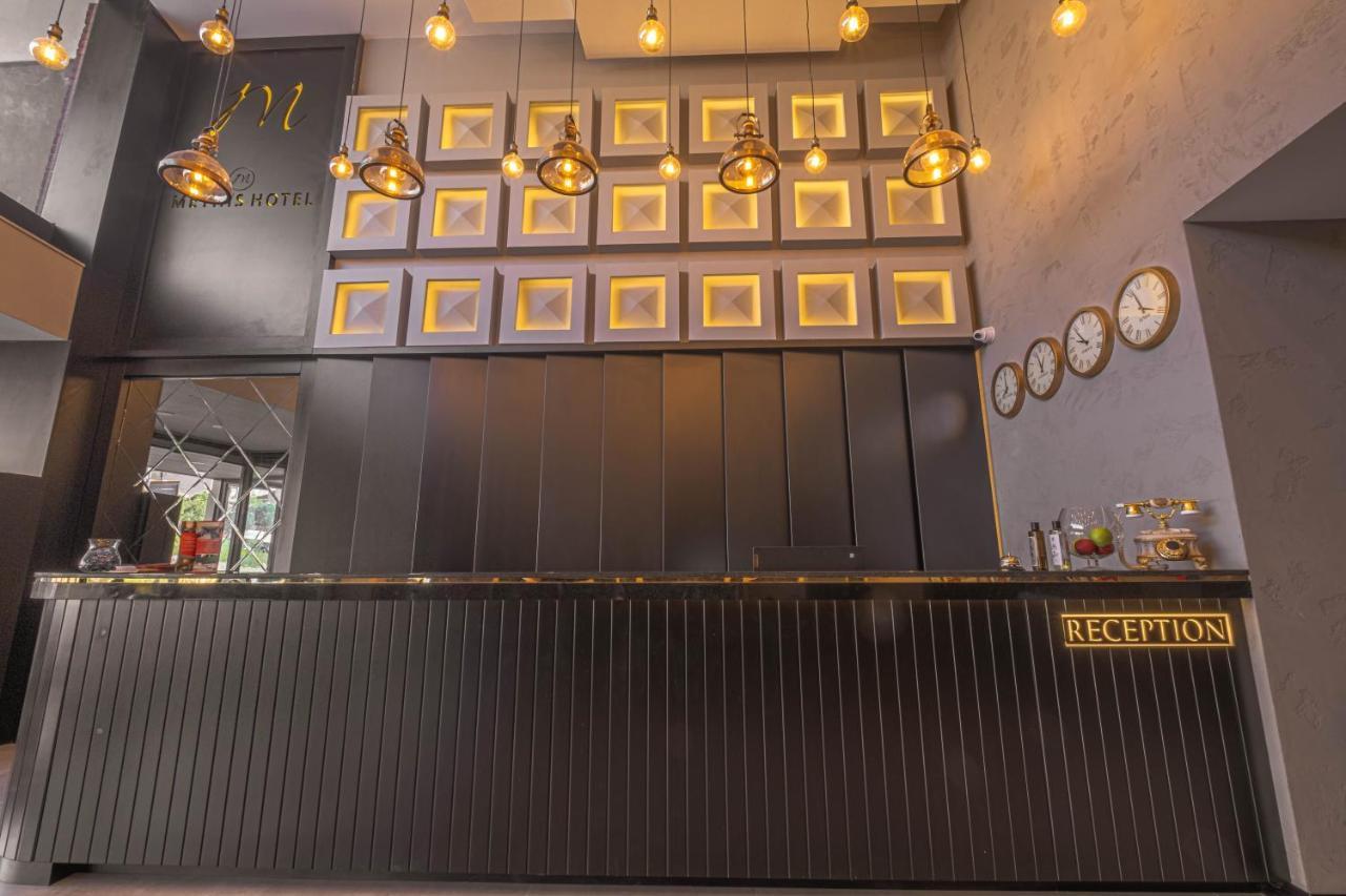Methishotel Karsiyaka  المظهر الخارجي الصورة