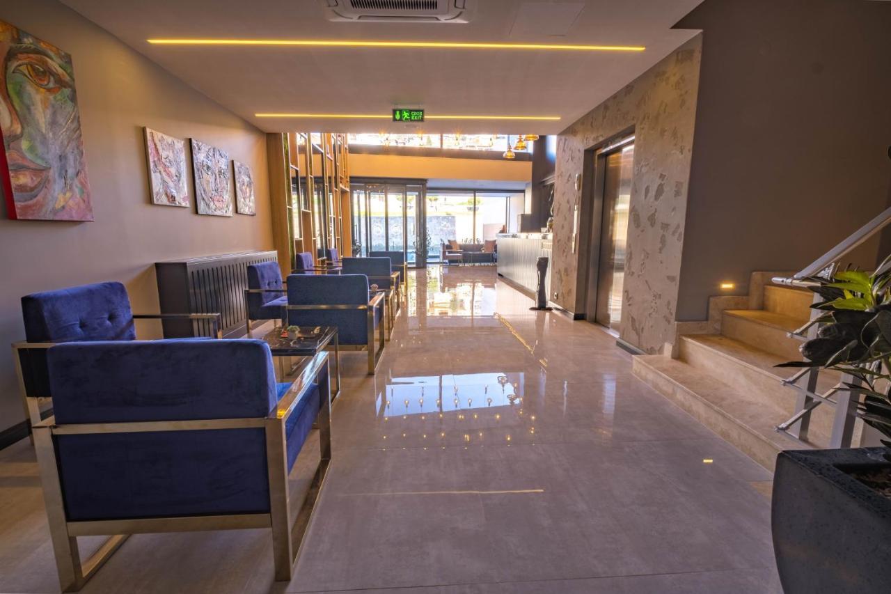 Methishotel Karsiyaka  المظهر الخارجي الصورة